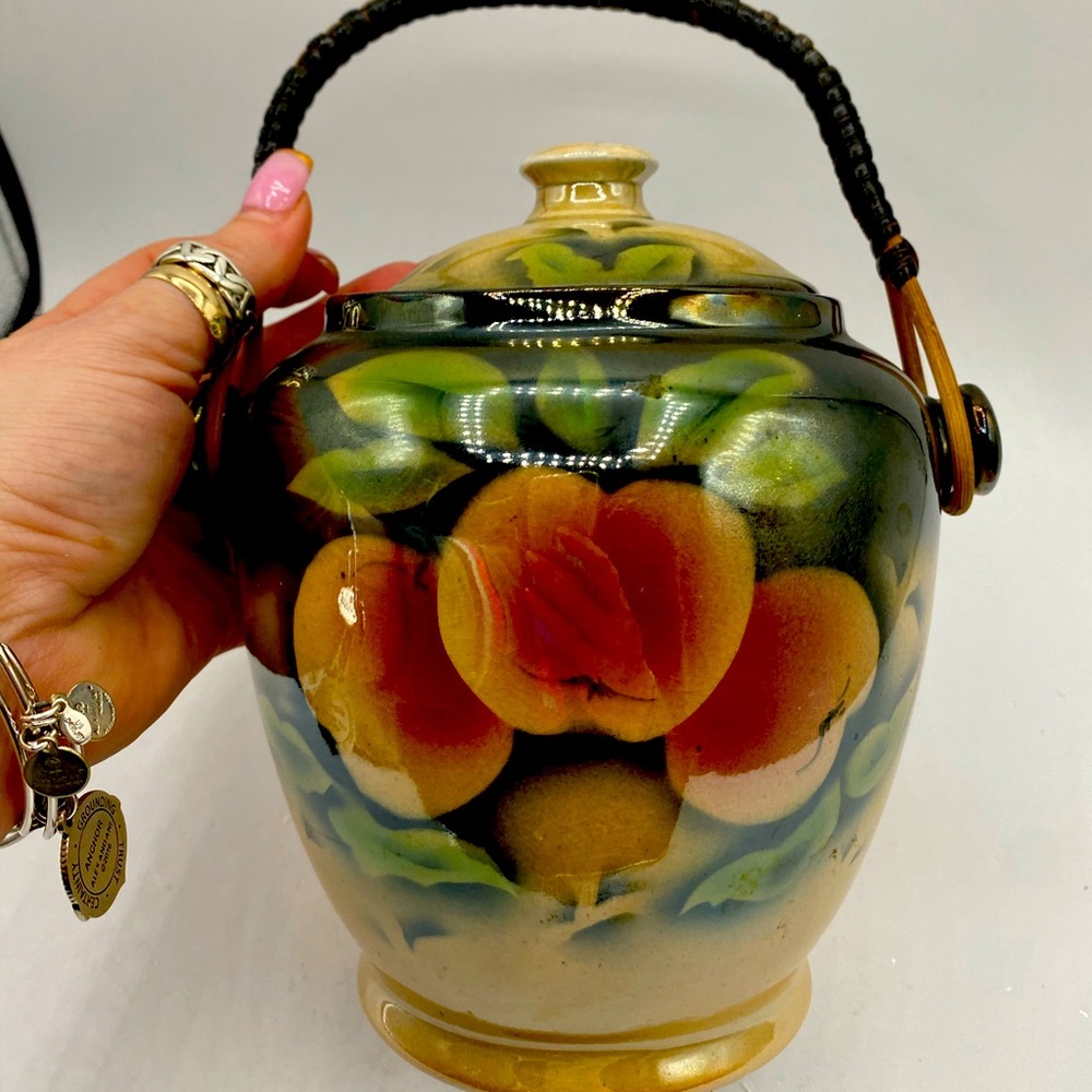 Vintage Art Deco Lusterware Lidded Biscuit /Barrel Cookie Jar Bamboo Handle MIE